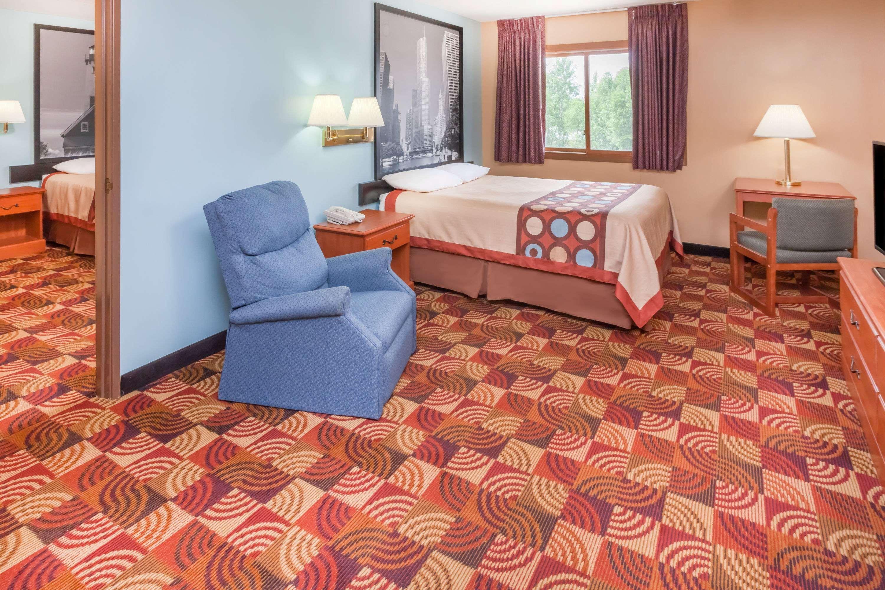 Super 8 By Wyndham Shipshewana Hotel Luaran gambar