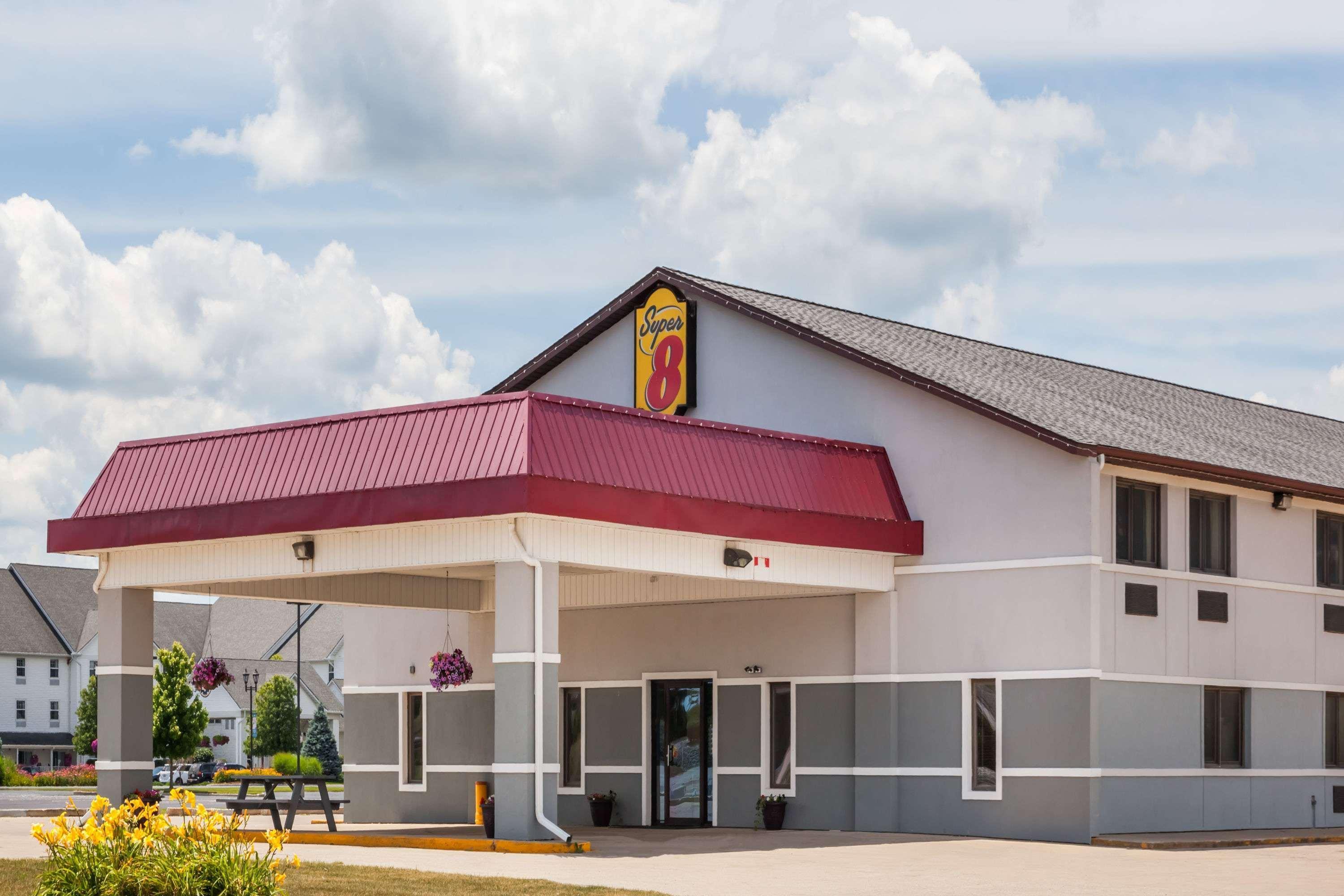 Super 8 By Wyndham Shipshewana Hotel Luaran gambar