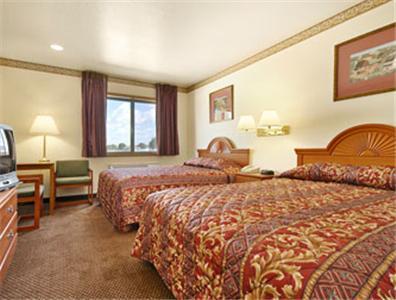Super 8 By Wyndham Shipshewana Hotel Bilik gambar